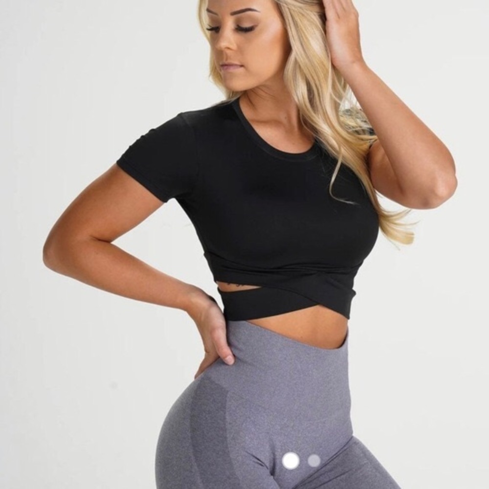 NVGTN black crop top